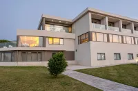 Hotel Dos Zimbros فنادق في Castelo