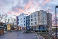 Fairfield Inn & Suites Eugene East/Springfield 尤金住宿飯店