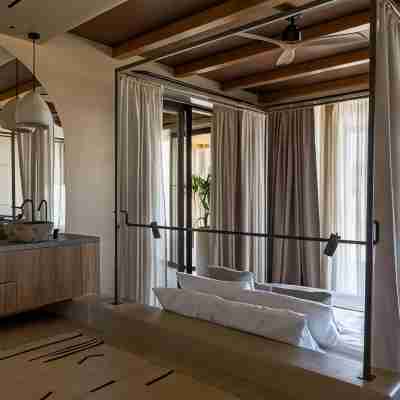 Unique Blue! Resort and Villas Adults Only Rooms