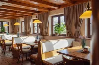 Landgasthof Schwarzberg Hotels in Inzell