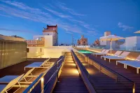 Tandem Torres de Cádiz Suites