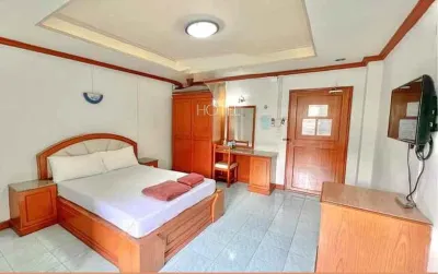 Jitwilai Place Hotell i Ho Rattanachai