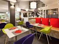 Ibis Budget Poitiers Site du Futuroscope - Frühstück