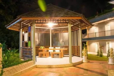 Season Namkorn Resort Отели рядом с достопримечательностью «Singha Park Chiang Rai»