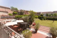 Hotel Duchessa Isabella Collection by Gsa Hotels Hôtels à proximité de : Centro Storico Ferrara