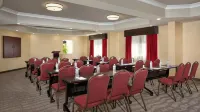 Holiday Inn Express & Suites Naples Downtown - 5TH Avenue
