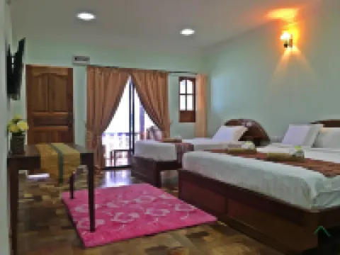 Shaz Resort Pulau Tinggi