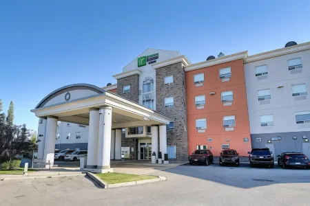 Holiday Inn Express & Suites Airport-Calgary Отели рядом с Аэропорт Калгари