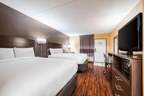 Econo Lodge Hotels in Columbus