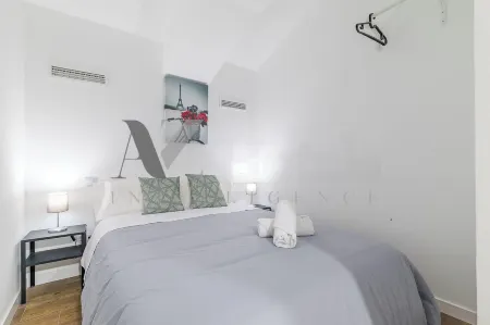 Ayz Luis Cabrera-Auto Check-in Property Отели рядом с достопримечательностью «KeepCoding»