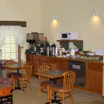 Super 8 by Wyndham Berlin WI Hotels in Green Lake