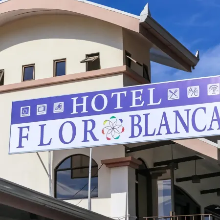Hotel Flor Blanca