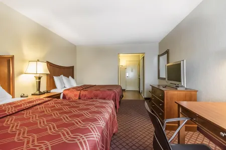 Econo Lodge Inn & Suites Joplin Отели в г. Jasper County