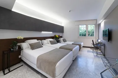 Hotel Avenida Hotels in 