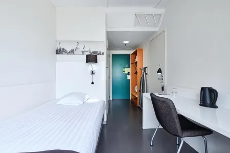 GreenStar Hotel Lahti Отели рядом с достопримечательностью «Yli-Marola Domestic Animal Yard»