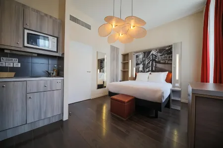 Aparthotel Adagio Strasbourg Place Kléber Отели рядом с достопримечательностью «Fontaine de Janus»