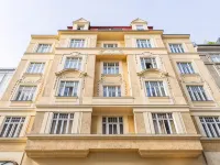 Hotel Pension Baronesse Hotels near Vienna City Hall