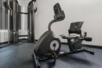 Baymont by Wyndham Batavia - Darien Lake - Gym