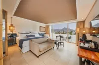 Dreams Jardin Tropical Resort & Spa Hotels near Playa del Duque