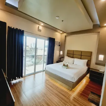 Dream Hotel Puerto Galera Отели рядом с достопримечательностью «Пляж Сабанг»