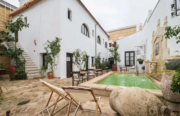 卡瑟納卡爾德龍美食精品酒店