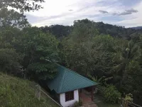 D View Hill Hotel فنادق في كوالا تاهان
