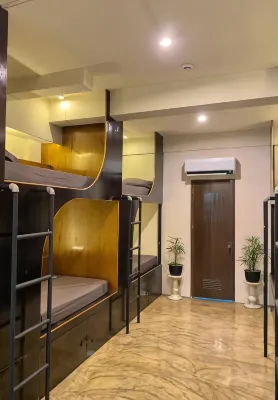 Mojo Hostel Hotels in 