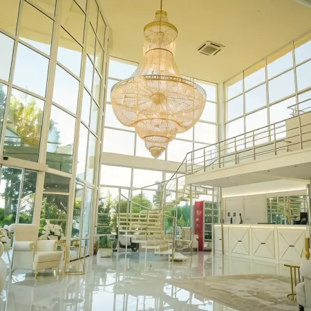 Hotel Queen Vera