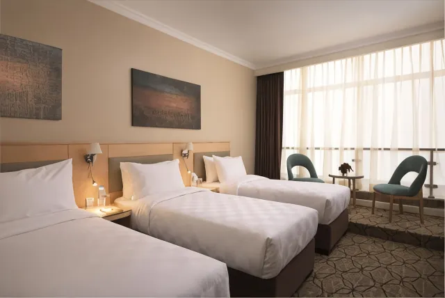 SAJA By Warwick Madinah Hotel Zimmer Photos