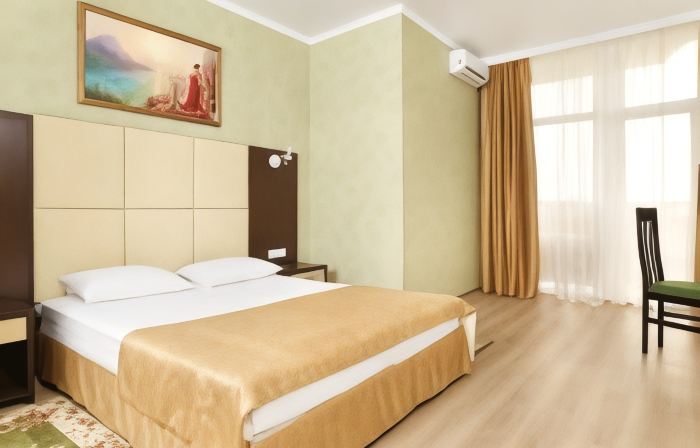 Emerald Hotel