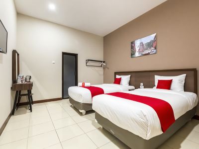 Art 2Stay Hotel Semarang