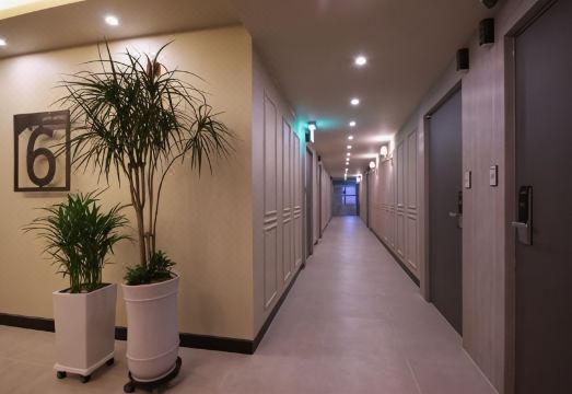 울주군 숙소 제이드 호텔의 깔끔한 객실 내부