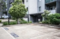 ReadySet Apartments on Altona