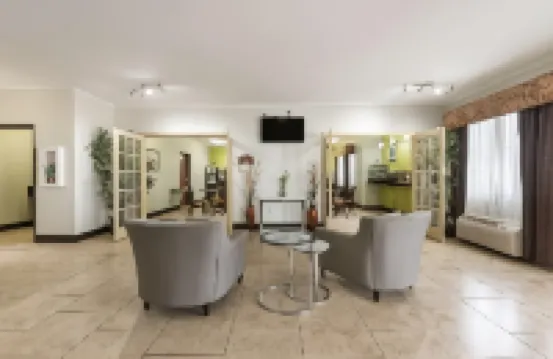 베스트 웨스턴 플러스 데리더 인 & 스위트 뷰리가드 파리쉬 호텔