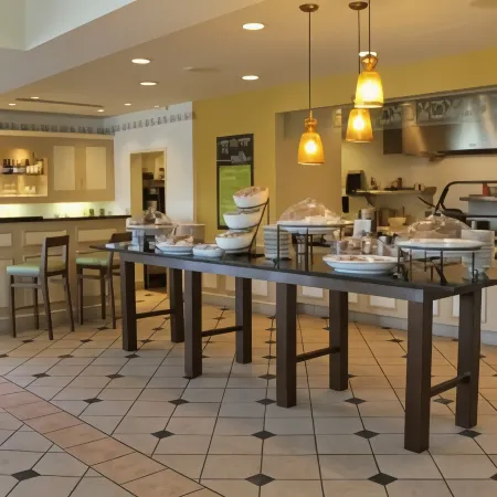 Hilton Garden Inn Addison