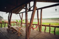 Baza Otdyiha Ryibatskij Hutorok Hotel Hotels in Alekseyevka