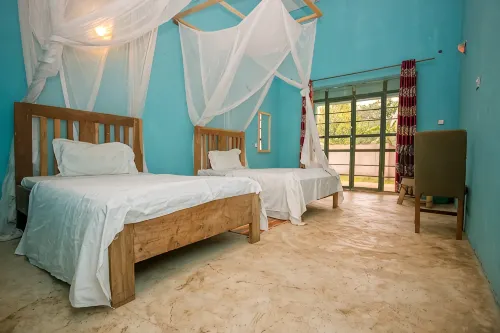 nv fort lugard hotel - Homestays