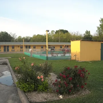 Tropicana Motel Bastrop