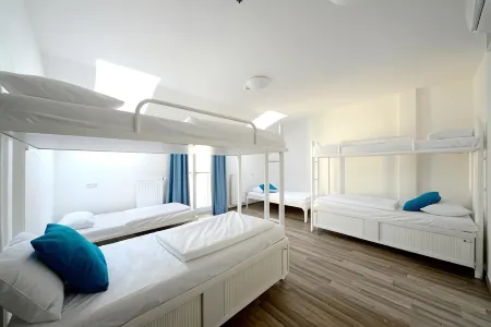 Safestay Prague Charles Bridge