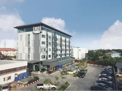 Mtrio Hotel Korat - Pysäköinti