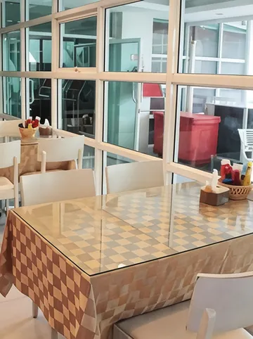 รูปภาพของโรงแรมวีเวิร์บ เซอร์วิสอพาร์ทเมนท์