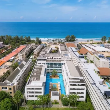 The Old Phuket - Karon Beach Resort