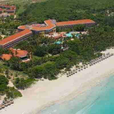 Brisas del Caribe Hotel Exterior