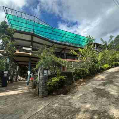 Beyond Nomad Luxury Hostel Hotel Exterior