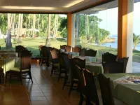 Kuting Reef Resort - parking