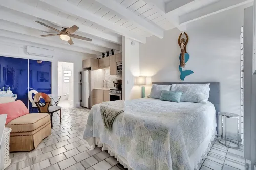Boynton Beach, Sea view beach studio 9 w large pool