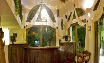 La Concha Beach Hotel & Club