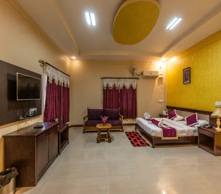 Kstdc Hotel Mayura Chalukya, Badami