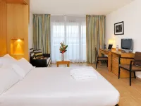 Residhome Paris-Massy Hotels in Massy