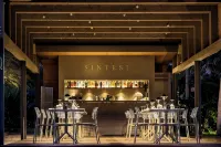 Donna Carmela Resort and Lodges - bar